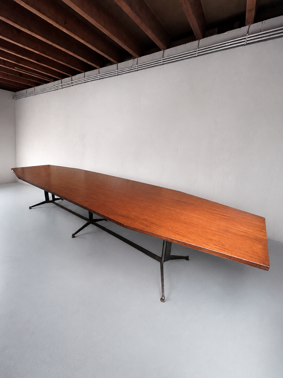 XXL dining table
